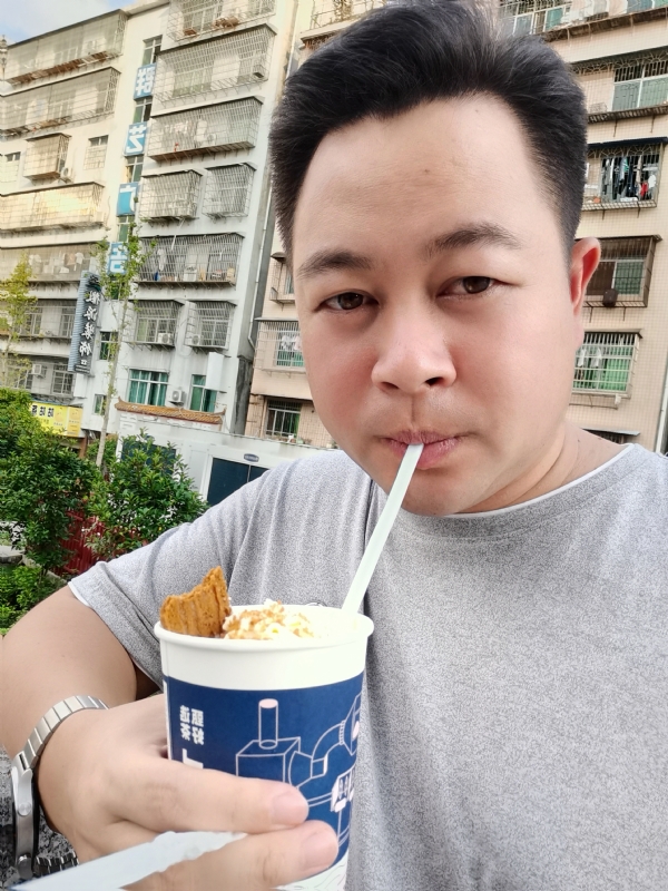 K金o的第一张照片--鞍山相亲服务中心