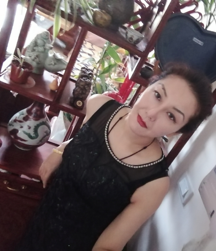 1975珠砂痣的第一张照片--鞍山相亲服务中心