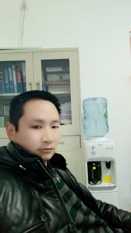 蓝色棒棒糖的第一张照片--鞍山相亲服务中心