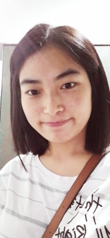 向日葵无一例外的第一张照片--鞍山相亲服务中心