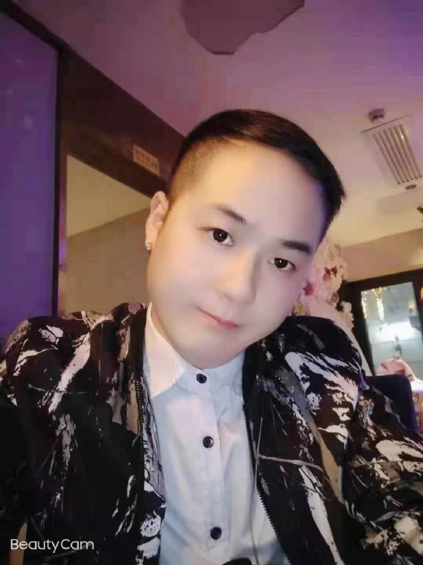 放弃一切，从头再来的第一张照片--鞍山相亲服务中心