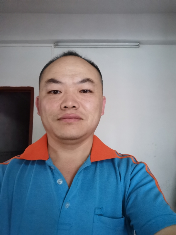 与子携老的第六张照片--鞍山相亲服务中心