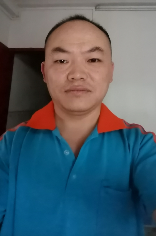 与子携老的第八张照片--鞍山相亲服务中心