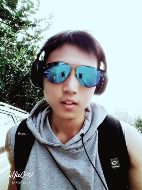 失意的人的第一张照片--鞍山相亲服务中心