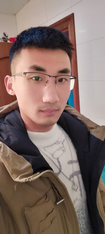 闯红灯吐泡泡的第一张照片--鞍山相亲服务中心