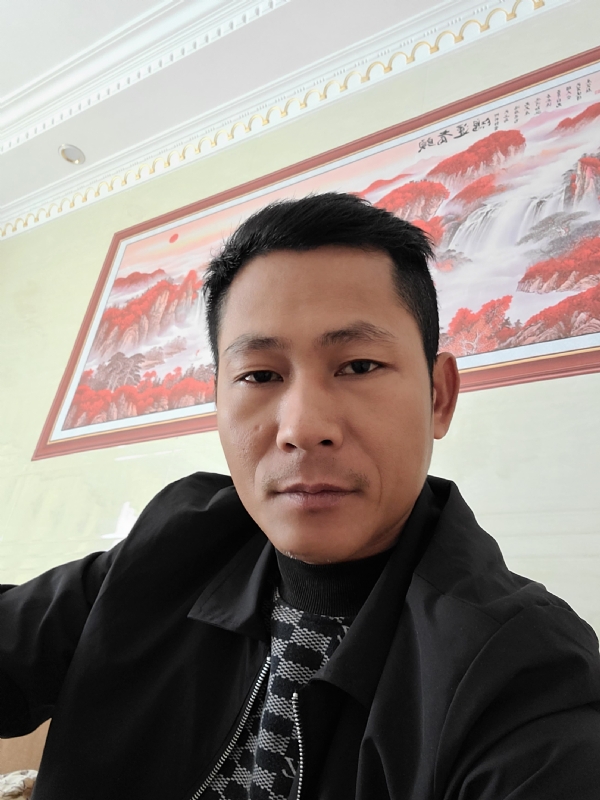 大叔的第一张照片--鞍山相亲服务中心