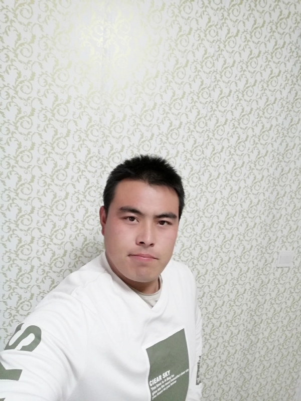 看草莓在跳舞的第一张照片--鞍山相亲服务中心