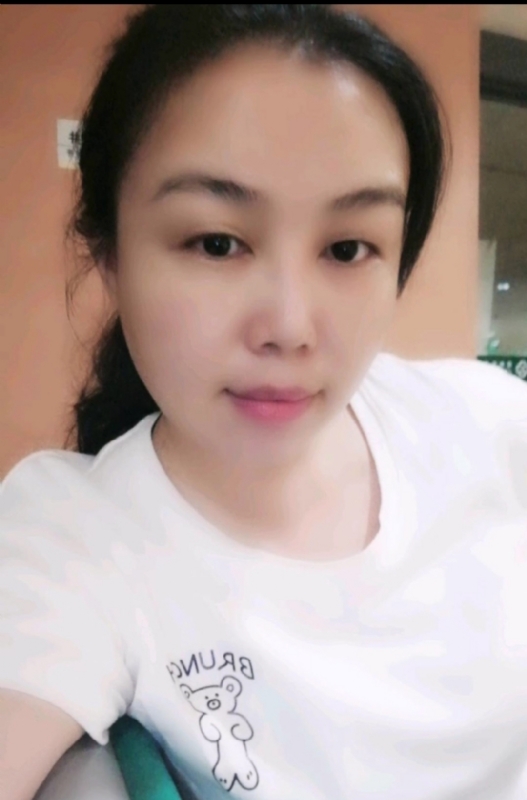 淡淡的云的第二张照片--鞍山相亲服务中心