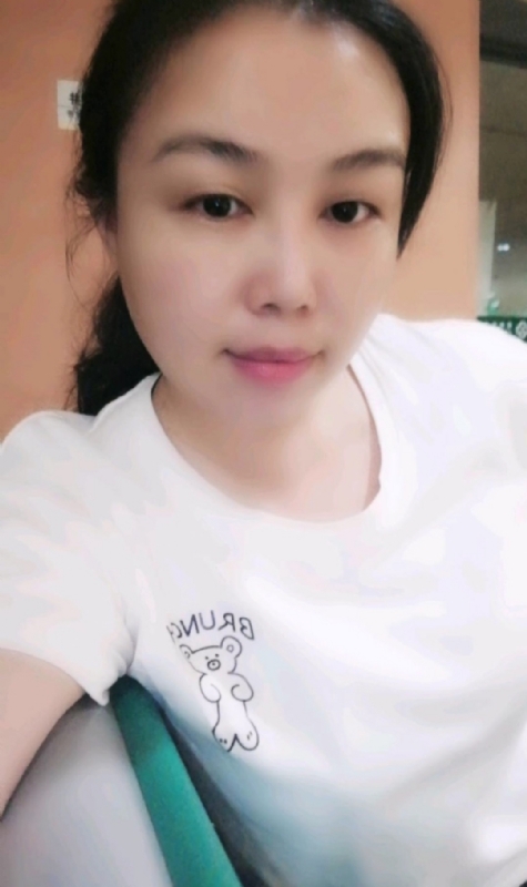 淡淡的云的第四张照片--鞍山相亲服务中心