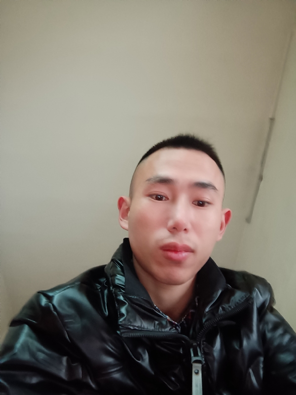 阿浩的第一张照片--鞍山相亲服务中心