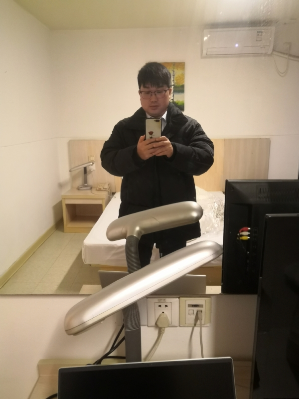 胡先生的第二张照片--鞍山相亲服务中心