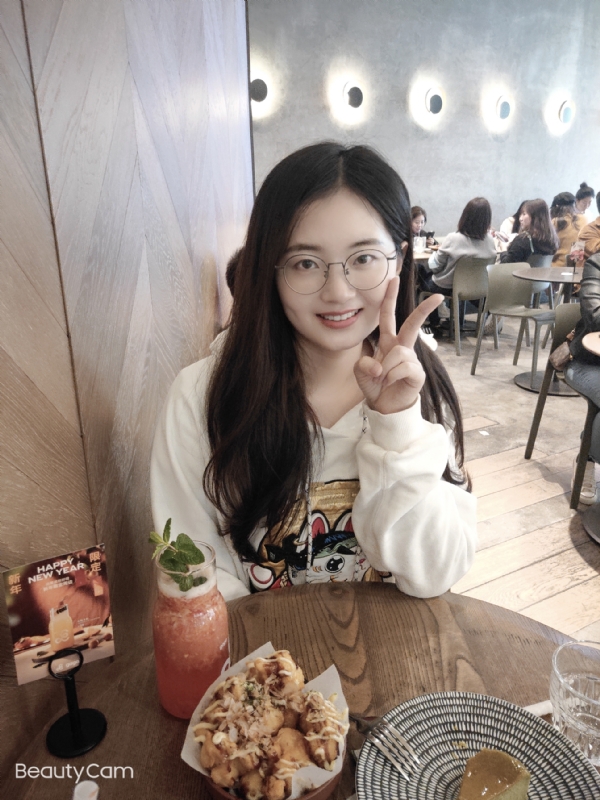 皮卡小姐的第一张照片--鞍山相亲服务中心