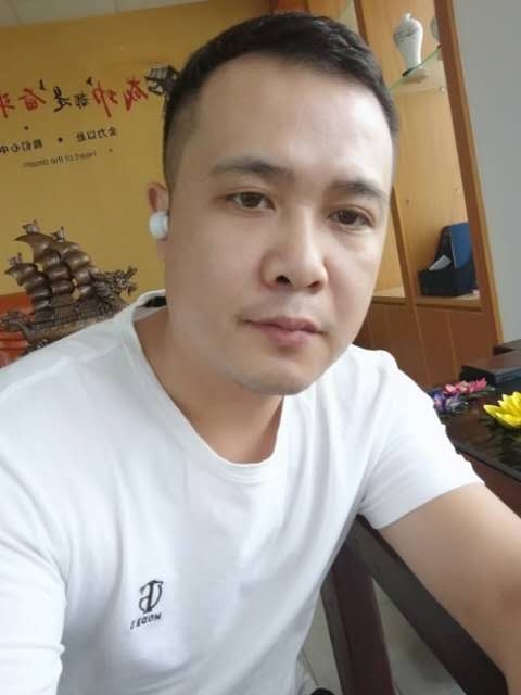 礼哥的第二张照片--鞍山相亲服务中心