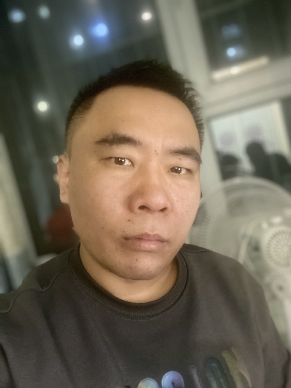 云的第四张照片--鞍山相亲服务中心