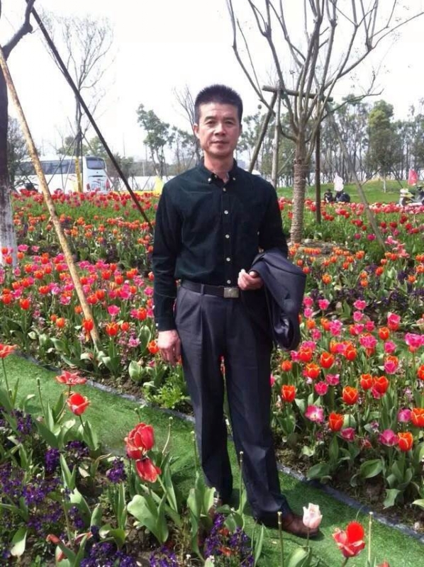 蓝天的第一张照片--鞍山相亲服务中心