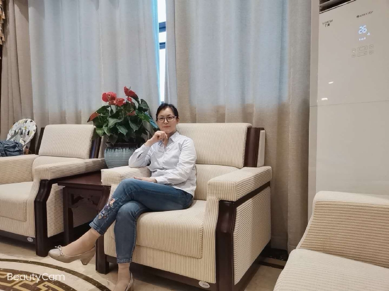 秋水伊人的第一张照片--鞍山相亲服务中心