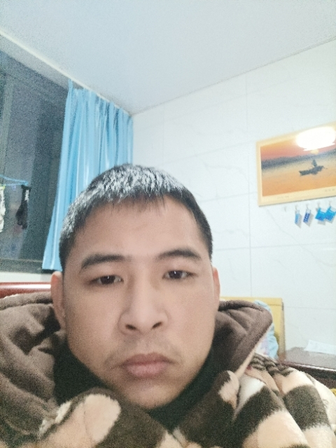 寂寞的第一张照片--鞍山相亲服务中心