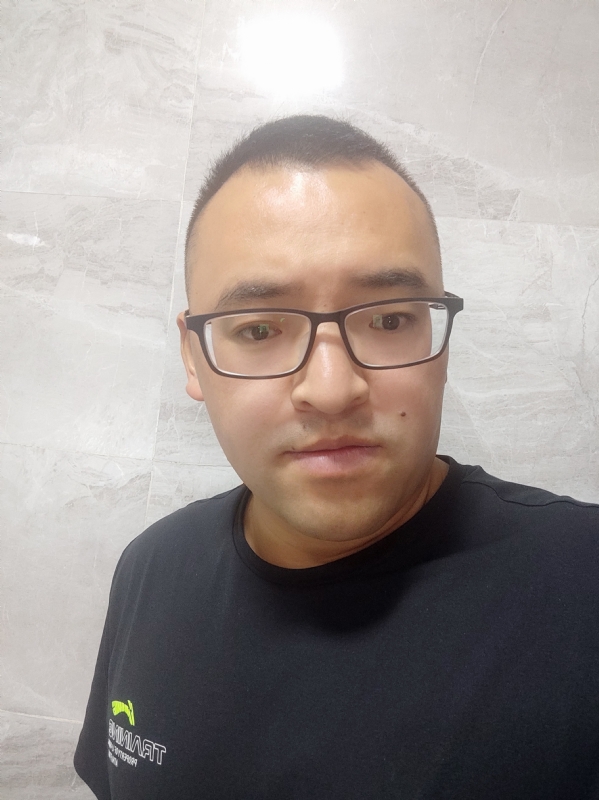 只愿得一人心的第三张照片--鞍山相亲服务中心