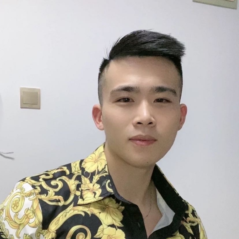 迷彩冲锋衣的第一张照片--鞍山相亲服务中心