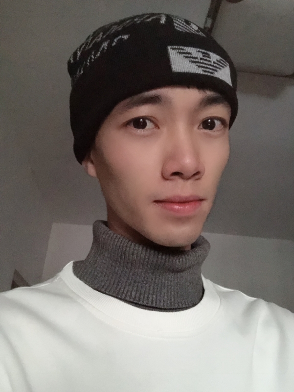 小良先生的第一张照片--鞍山相亲服务中心