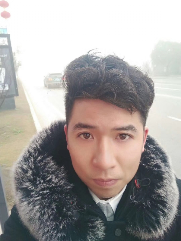 开心快乐每一天的第一张照片--鞍山相亲服务中心