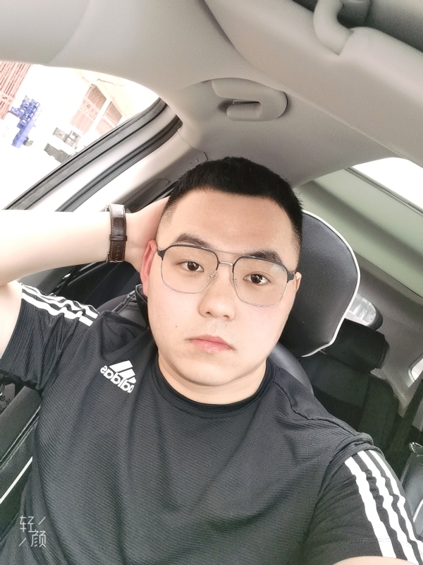 海阔天空的第一张照片--鞍山相亲服务中心