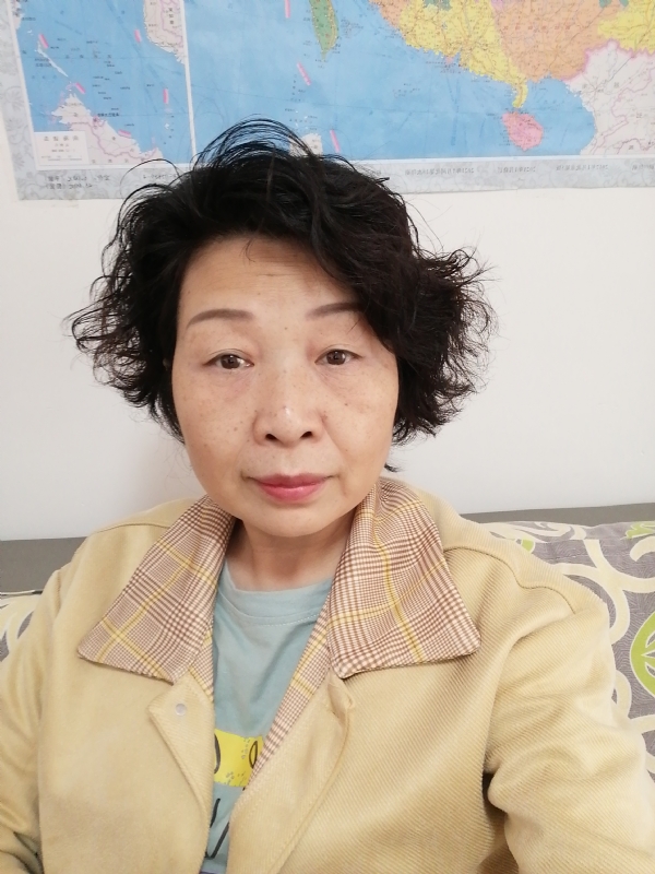 香水百合的第一张照片--鞍山相亲服务中心