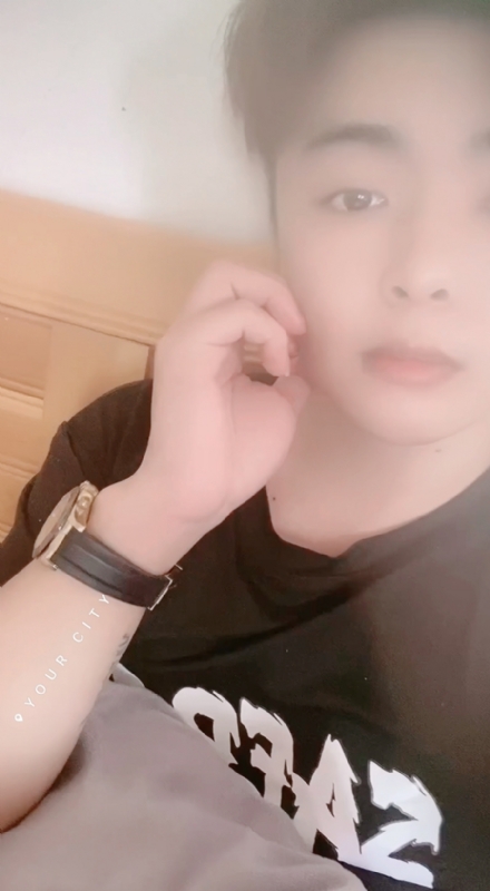 90后的第二张照片--鞍山相亲服务中心