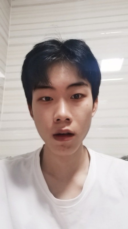 嘿的第二张照片--鞍山相亲服务中心