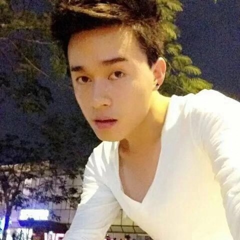 爱与不爱的第一张照片--鞍山相亲服务中心