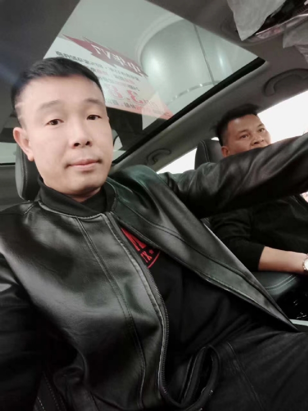 醉红尘的第一张照片--鞍山相亲服务中心