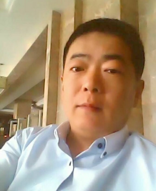 落叶随风的第一张照片--鞍山相亲服务中心