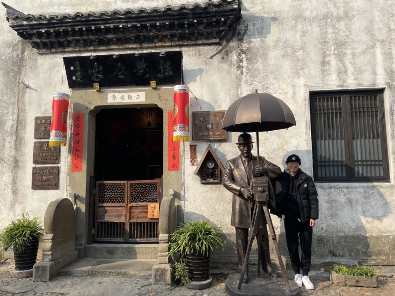 喝可乐的猫的第一张照片--鞍山相亲服务中心