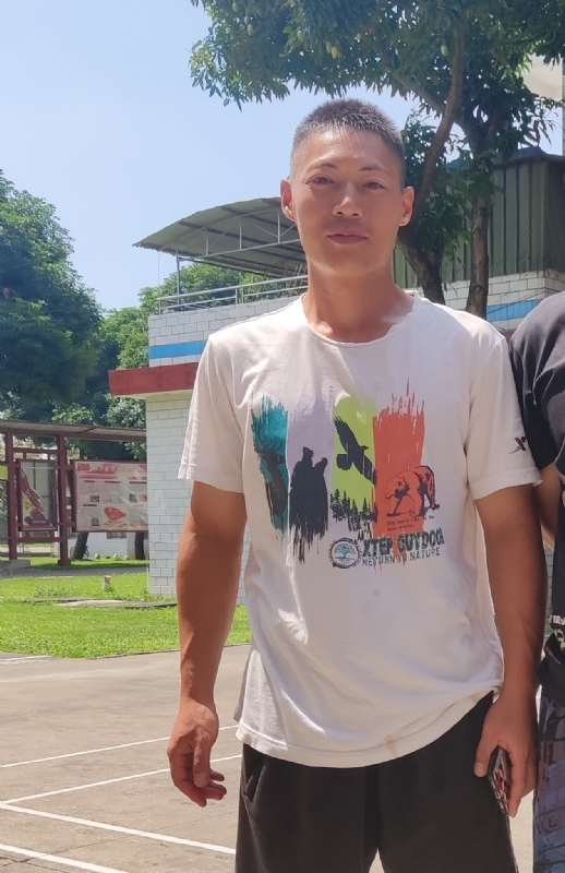 孤鹰的第一张照片--鞍山相亲服务中心