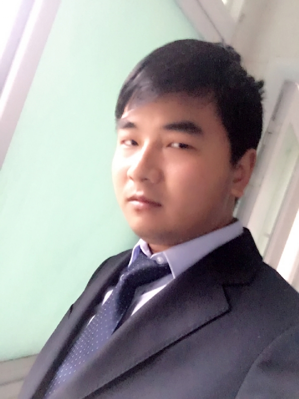 殷勤的王子的第二张照片--鞍山相亲服务中心