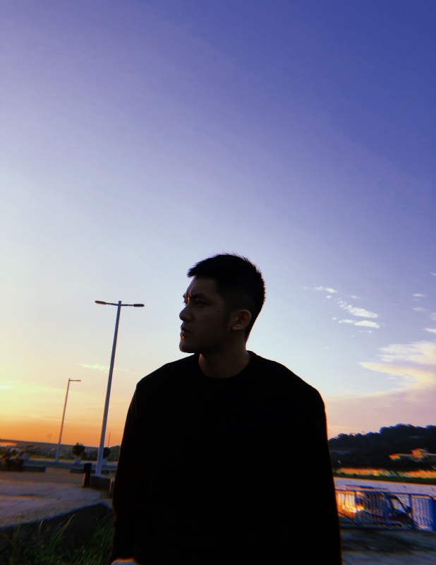 只抽半根煙的第二张照片--鞍山相亲服务中心