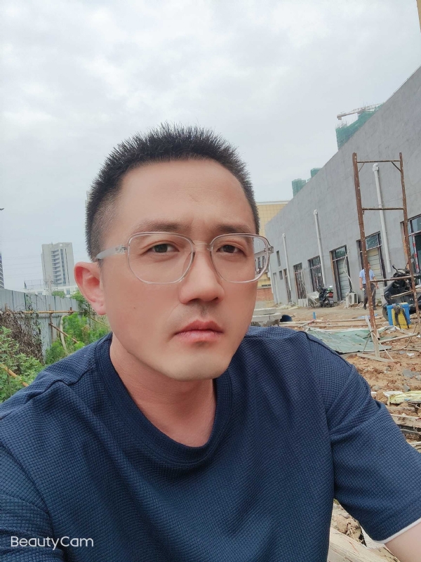 清风烈酒的第二张照片--鞍山相亲服务中心