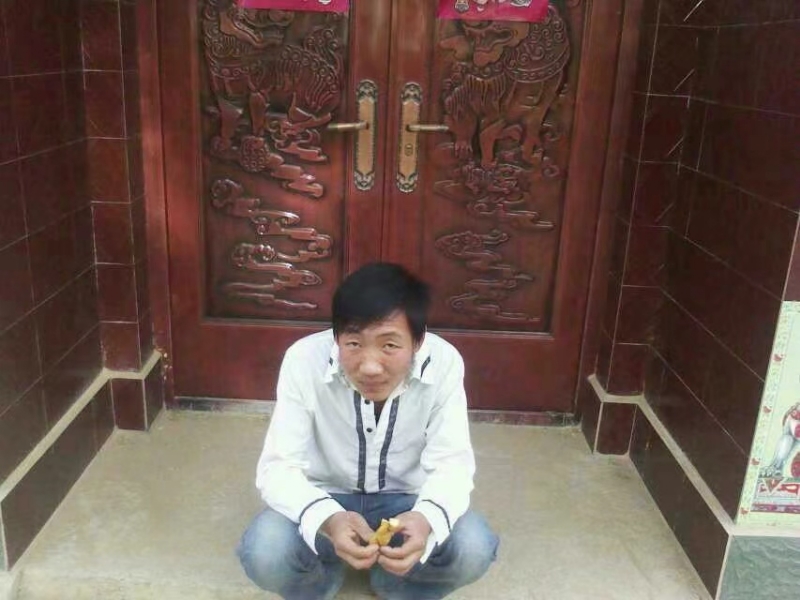 潘先生的第一张照片--鞍山相亲服务中心