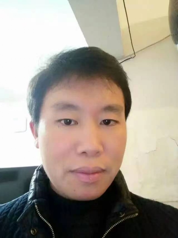 擎天柱的第三张照片--鞍山相亲服务中心