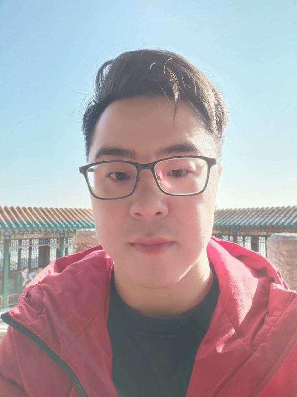 不爱吃竹子的小熊的第一张照片--鞍山相亲服务中心