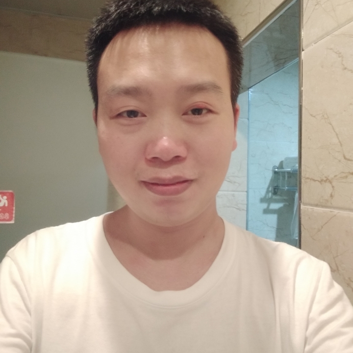 杯中酒的第一张照片--鞍山相亲服务中心