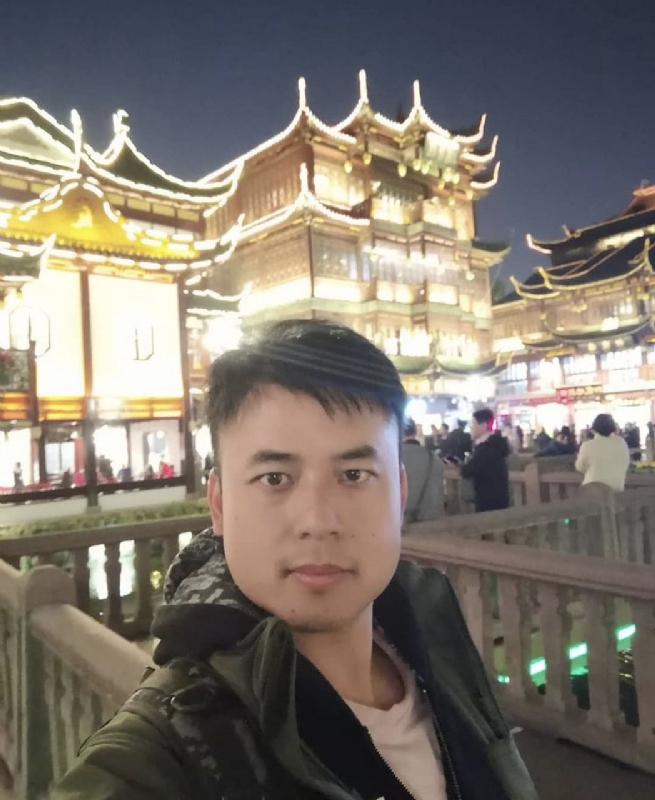 何先生he的第一张照片--鞍山相亲服务中心