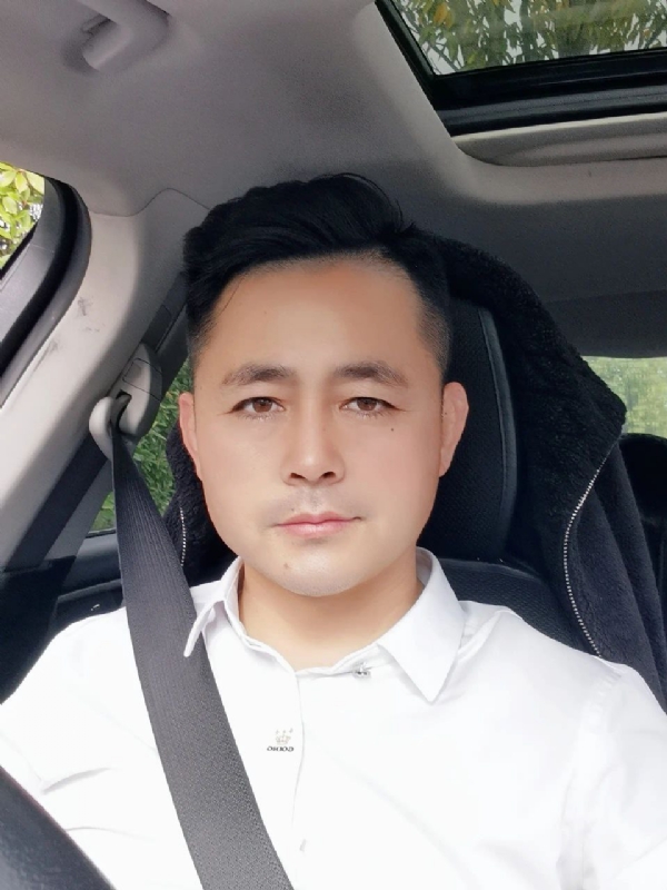 阿华大人的第二张照片--鞍山相亲服务中心