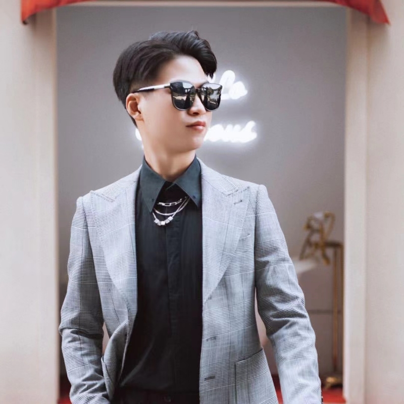 苟逸飞48的第一张照片--鞍山相亲服务中心