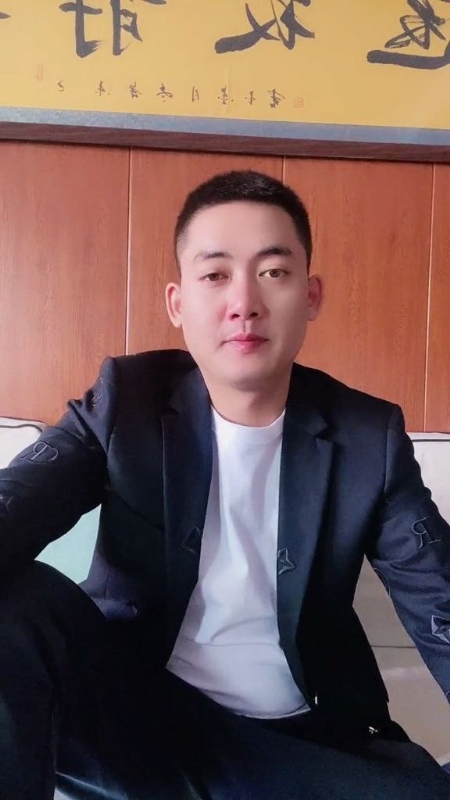 李泽胜的第一张照片--鞍山相亲服务中心