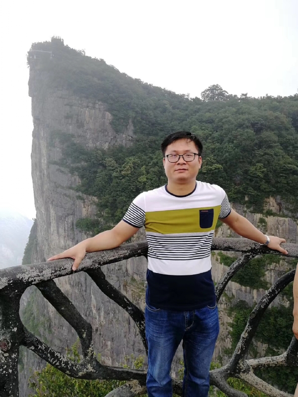 江汉的第一张照片--鞍山相亲服务中心