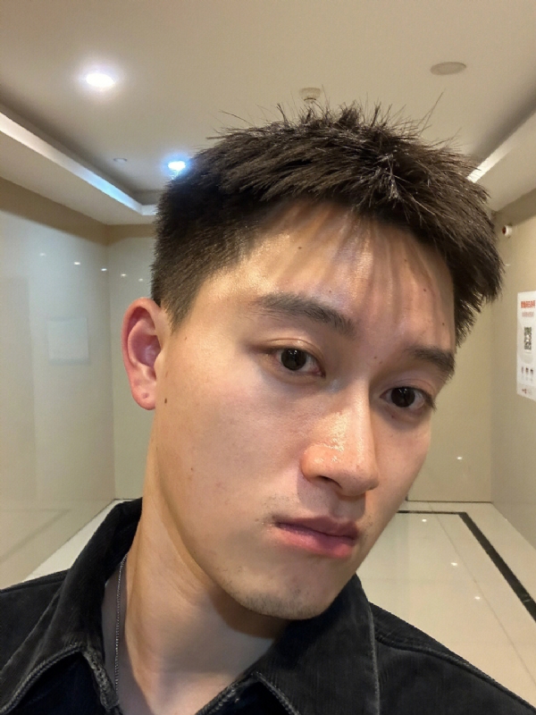 月光之下的第一张照片--鞍山相亲服务中心