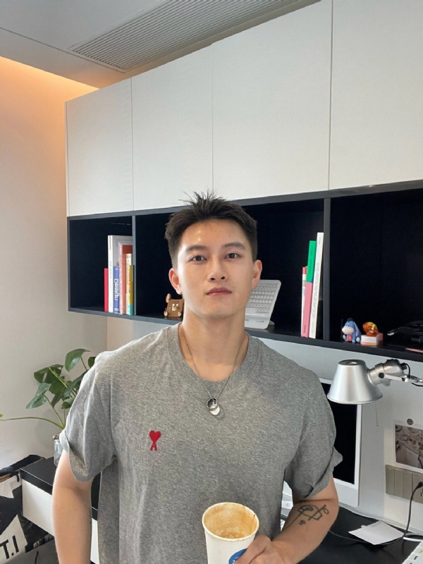 月光之下的第二张照片--鞍山相亲服务中心