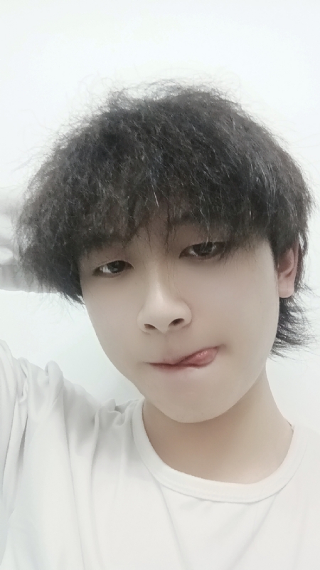 晓傑的第二张照片--鞍山相亲服务中心