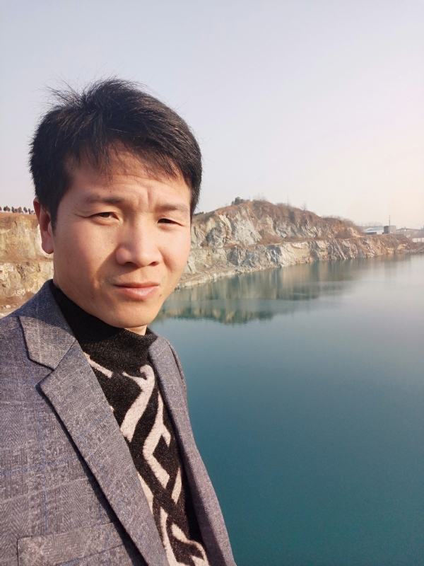 寒夜的第二张照片--鞍山相亲服务中心